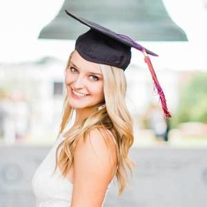 Meet your Posher, Abigail